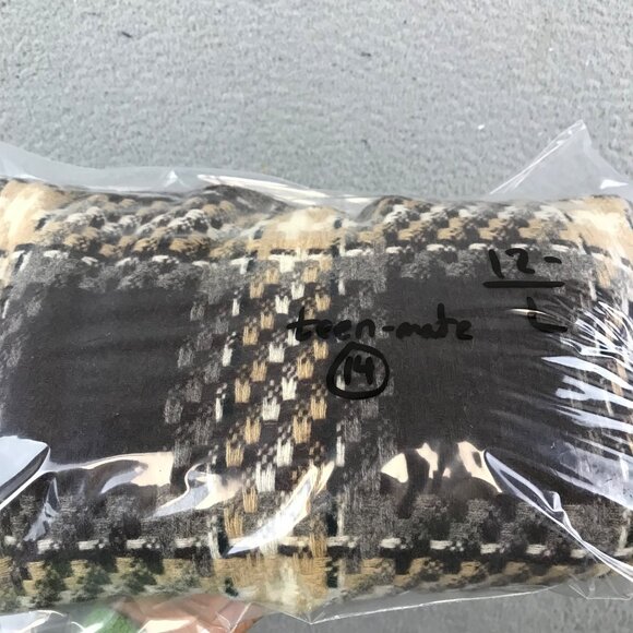 VIntage 1960s Wool Darlenette Teen Mate High Waisted Pencil Skirt size 14 - Picture 10 of 10